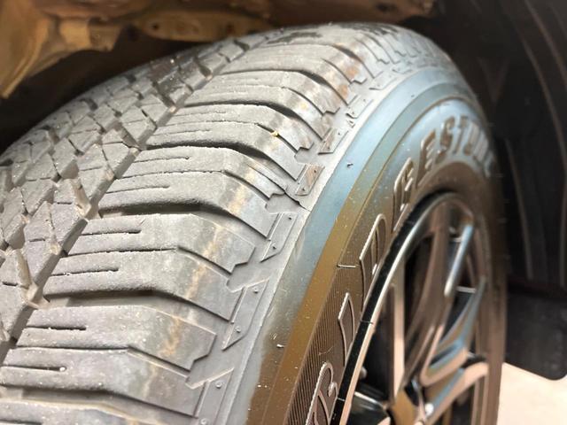 ハイラックス Ｚ　ＧＲスポーツ　純正ディスプレイオーディオ　バックカメラ　トヨタセーフティセンス　レーダークルーズ　禁煙車　ハーフレザーシート　パワーシート　コーナーセンサー　スマートキー　ＬＥＤヘッド　ＥＴＣ　純正１８インチアルミ（24枚目）