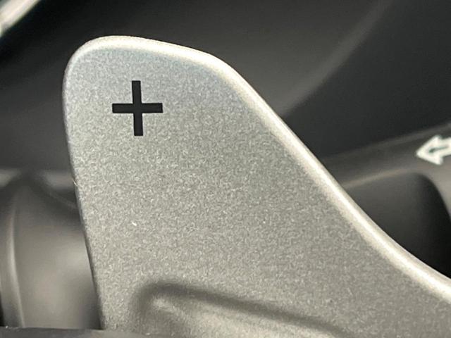 ハイラックス Ｚ　ＧＲスポーツ　純正ディスプレイオーディオ　バックカメラ　トヨタセーフティセンス　レーダークルーズ　禁煙車　ハーフレザーシート　パワーシート　コーナーセンサー　スマートキー　ＬＥＤヘッド　ＥＴＣ　純正１８インチアルミ（44枚目）