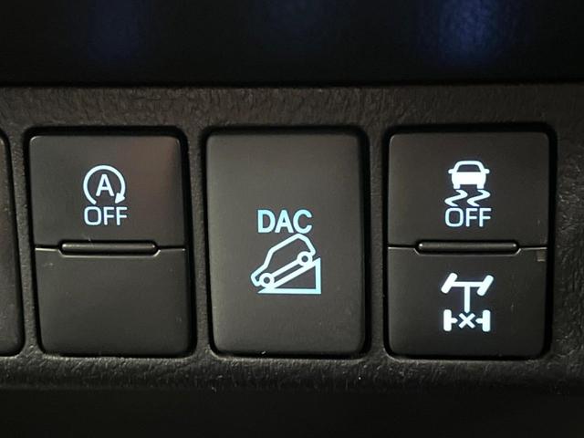 ハイラックス Ｚ　ＧＲスポーツ　純正ディスプレイオーディオ　バックカメラ　トヨタセーフティセンス　レーダークルーズ　禁煙車　ハーフレザーシート　パワーシート　コーナーセンサー　スマートキー　ＬＥＤヘッド　ＥＴＣ　純正１８インチアルミ（50枚目）