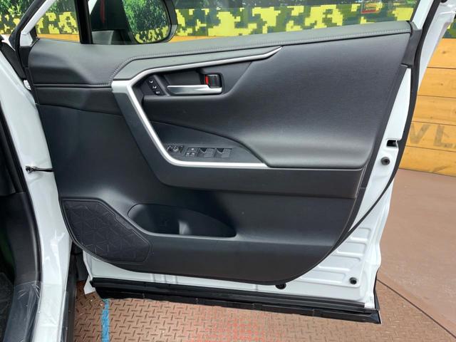ＲＡＶ４ Ｇ　モデリスタエアロ　デジタルインナーミラー　純正１０．５インチディスプレイオーディオ　セーフティセンス　ブラインドスポットモニター　パワーバックドア　シートベンチレーション　メモリー機能付きパワーシート（43枚目）