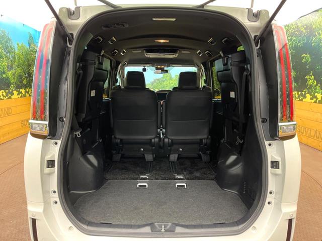 エスクァイア Ｇｉ　フリップダウンモニター　ＢＩＧ－Ｘ１１インチナビ　セーフティセンス　前席シートヒーター　ＬＥＤヘッドライト　両側電動スライドドア　クルーズコントロール　ドライブレコーダー　ＥＴＣ　フルセグ（10枚目）