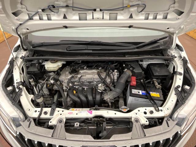 エスクァイア Ｇｉ　フリップダウンモニター　ＢＩＧ－Ｘ１１インチナビ　セーフティセンス　前席シートヒーター　ＬＥＤヘッドライト　両側電動スライドドア　クルーズコントロール　ドライブレコーダー　ＥＴＣ　フルセグ（18枚目）