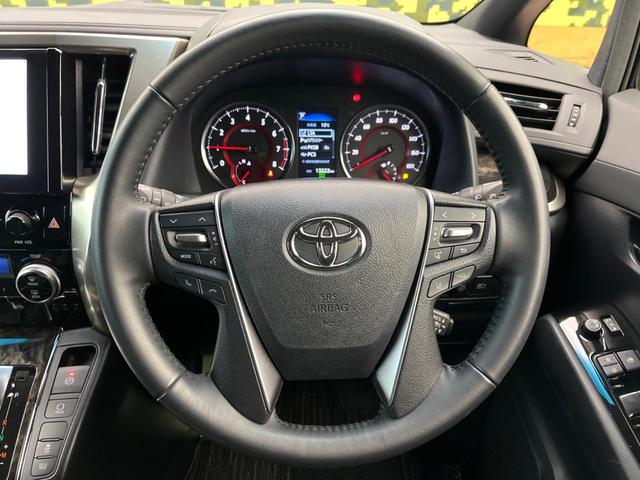 アルファード ２．５Ｓ　タイプゴールドＩＩ　両側電動ドア　ＢＳＭ　バックカメラ　１００Ｖ電源　衝突被害軽減システム　レーダークルーズ　禁煙車　電動リアゲート　ハーフレザーシート　ドラレコ　コーナーセンサー　スマートキー　ＬＥＤヘッド（13枚目）