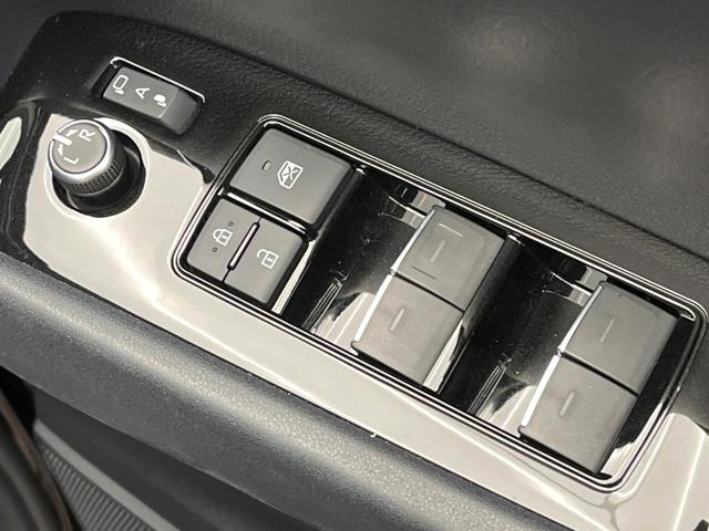 アルファード ２．５Ｓ　タイプゴールドＩＩ　両側電動ドア　ＢＳＭ　バックカメラ　１００Ｖ電源　衝突被害軽減システム　レーダークルーズ　禁煙車　電動リアゲート　ハーフレザーシート　ドラレコ　コーナーセンサー　スマートキー　ＬＥＤヘッド（44枚目）