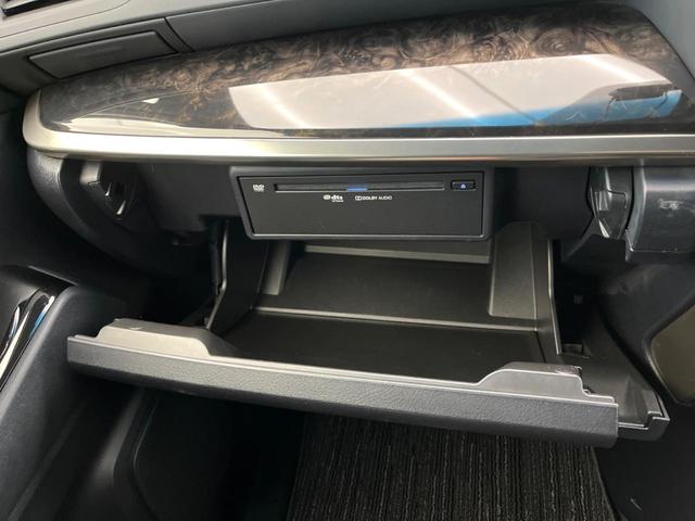 アルファード ２．５Ｓ　タイプゴールドＩＩ　両側電動ドア　ＢＳＭ　バックカメラ　１００Ｖ電源　衝突被害軽減システム　レーダークルーズ　禁煙車　電動リアゲート　ハーフレザーシート　ドラレコ　コーナーセンサー　スマートキー　ＬＥＤヘッド（65枚目）