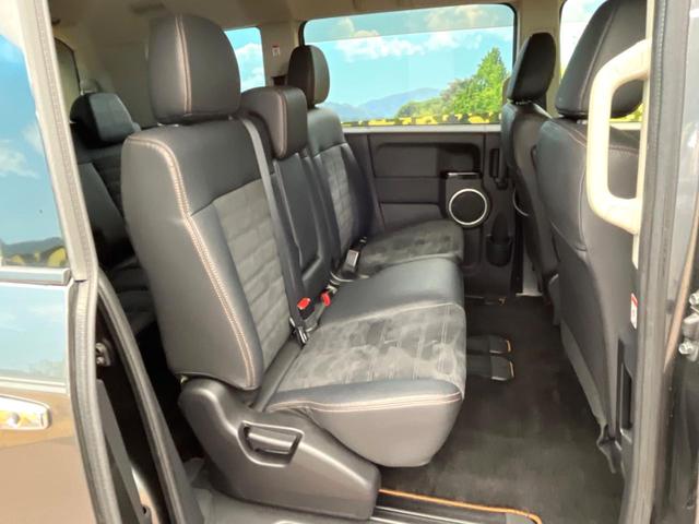 デリカD:5 ジャスパー 4WD ディーゼル(軽油) 両側電動ドア 純正SDナビ 後席モニター バックカメラ 100V電源 禁煙車 ハーフレザーシート パワーシート ドラレコ スマートキー HIDヘッド ビルトインETC(8枚目)