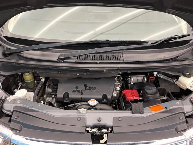 デリカD:5 ジャスパー 4WD ディーゼル(軽油) 両側電動ドア 純正SDナビ 後席モニター バックカメラ 100V電源 禁煙車 ハーフレザーシート パワーシート ドラレコ スマートキー HIDヘッド ビルトインETC(18枚目)