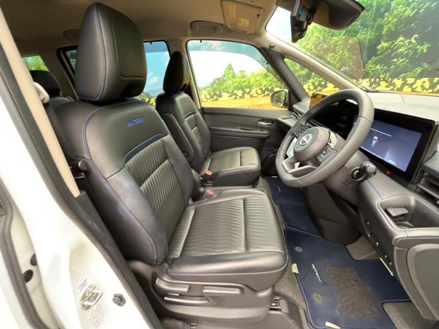 セレナ ｅ－パワー　オーテック　プロパイロット　１２型純正ナビ　全周囲カメラ　ＢＳＭ　衝突被害軽減システム　レザーシート　オートマチックハイビーム　エアコンデュアル　レーンアシスト　スマートキー　純正１６インチアルミ（9枚目）