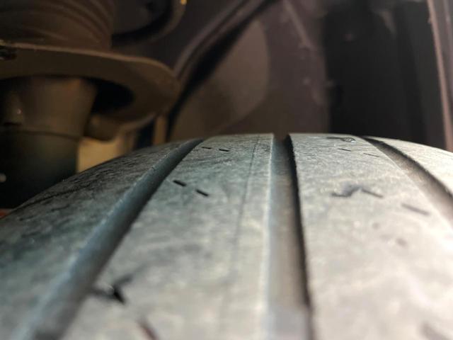 セレナ ｅ－パワー　オーテック　プロパイロット　１２型純正ナビ　全周囲カメラ　ＢＳＭ　衝突被害軽減システム　レザーシート　オートマチックハイビーム　エアコンデュアル　レーンアシスト　スマートキー　純正１６インチアルミ（32枚目）