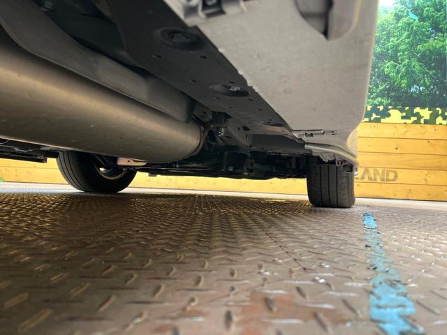 セレナ ｅ－パワー　オーテック　プロパイロット　１２型純正ナビ　全周囲カメラ　ＢＳＭ　衝突被害軽減システム　レザーシート　オートマチックハイビーム　エアコンデュアル　レーンアシスト　スマートキー　純正１６インチアルミ（38枚目）