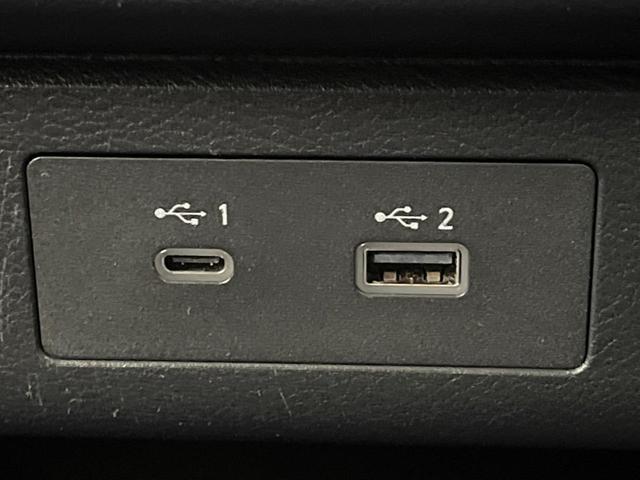 セレナ ｅ－パワー　オーテック　プロパイロット　１２型純正ナビ　全周囲カメラ　ＢＳＭ　衝突被害軽減システム　レザーシート　オートマチックハイビーム　エアコンデュアル　レーンアシスト　スマートキー　純正１６インチアルミ（62枚目）