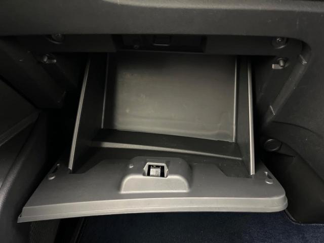 セレナ ｅ－パワー　オーテック　プロパイロット　１２型純正ナビ　全周囲カメラ　ＢＳＭ　衝突被害軽減システム　レザーシート　オートマチックハイビーム　エアコンデュアル　レーンアシスト　スマートキー　純正１６インチアルミ（63枚目）