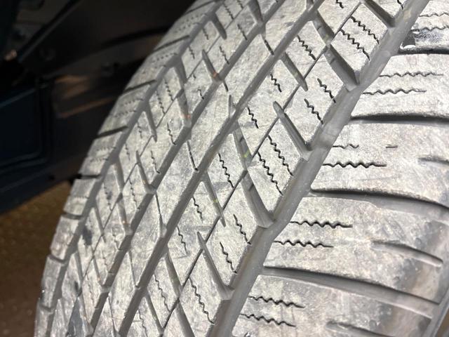 ランドクルーザー２５０ ＶＸ　サンルーフ　全周囲カメラ　ＪＢＬサウンド　１００Ｖ電源　衝突被害軽減システム　レーダークルーズ　禁煙車　電動リアゲート　レザーシート　前席シートエアコン（32枚目）