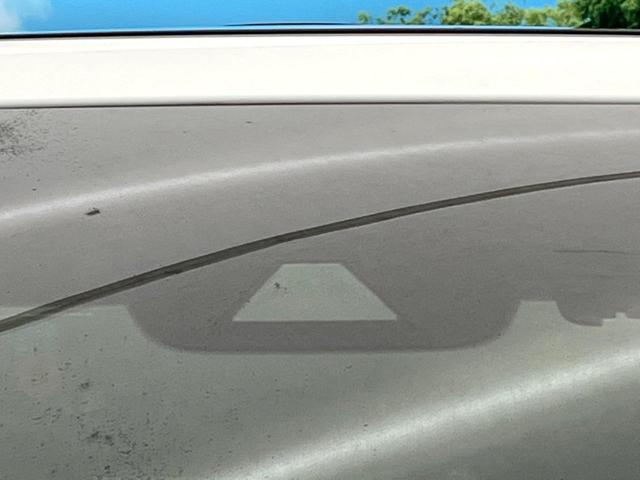 アルファード ２．５Ｓ　Ｃパッケージ　サンルーフ　１１型ＢＩＧＸ　両側電動ドア　後席モニター　バックカメラ　衝突被害軽減システム　レーダークルーズ　禁煙車　電動リアゲート　レザーシート　前席シートエアコン　コーナーセンサー　スマートキー（7枚目）