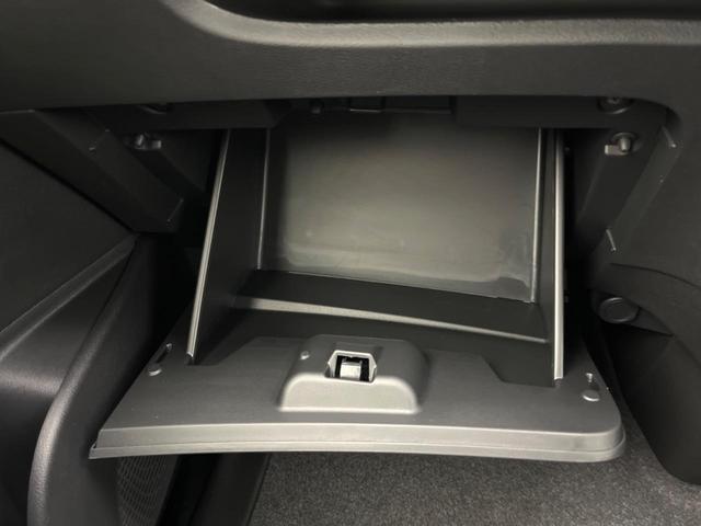 セレナ ハイウェイスターＶ　登録済未使用車　両側電動ドア　純正１２．３型ナビ　プロパイロット　全周囲カメラ　インテリジェントルームミラー　ブラインドスポットモニター　撥水シート　ＬＥＤヘッドライト　ハイビームアシスト（70枚目）