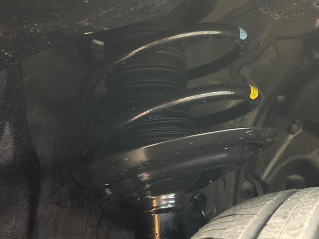 ハリアーハイブリッド Ｇ　モデリスタエアロ　純正１２．３型ナビ　バックカメラ　トヨタセーフティセンス　デジタルインナーミラー　ブラインドスポットモニター　寒冷地仕様　シートヒーター　パワーバックドア　パワーシート　ＬＥＤヘッド（20枚目）