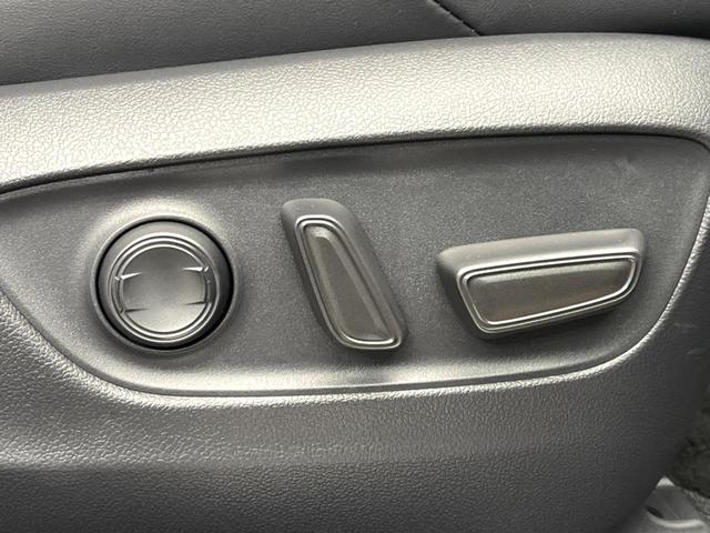 ハリアーハイブリッド Ｇ　モデリスタエアロ　純正１２．３型ナビ　バックカメラ　トヨタセーフティセンス　デジタルインナーミラー　ブラインドスポットモニター　寒冷地仕様　シートヒーター　パワーバックドア　パワーシート　ＬＥＤヘッド（66枚目）