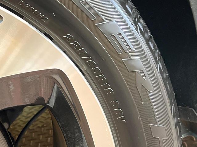 フォレスター アドバンス　アイサイトセイフティプラス　スマートリアビューミラー　フロントカメラ　純正８型ナビ　バックカメラ　ハーフレザーシート　全席シートヒーター　前席パワーシート　運転席シートメモリー　ＬＥＤヘッドライト（33枚目）