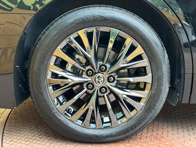 ヴェルファイアハイブリッド Ｚ　プレミア　両側電動スライドドア　１２．１型フリップダウン　１４型ディスプレイオーディオ　全周囲カメラ　パワーバックドア　レーダークルーズコントロール　シートベンチレーション　パワーシート　デジタルインナーミラー（33枚目）