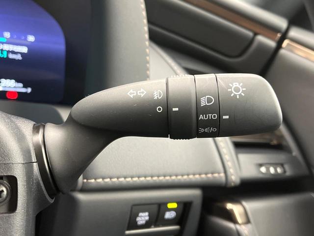 ヴェルファイアハイブリッド Ｚ　プレミア　両側電動スライドドア　１２．１型フリップダウン　１４型ディスプレイオーディオ　全周囲カメラ　パワーバックドア　レーダークルーズコントロール　シートベンチレーション　パワーシート　デジタルインナーミラー（65枚目）