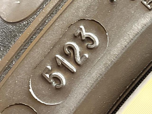 カローラクロス ハイブリッド　Ｚ　ガラスルーフ　純正１０．５インチディスプレイオーディオ　ブラインドスポットモニター　全周囲カメラ　トヨタセーフティセンス　前席シートヒーター　ドライブレコーダー　レーダークルーズ　パワーバックドア（27枚目）