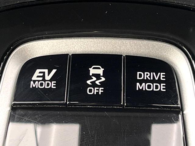 カローラクロス ハイブリッド　Ｚ　ガラスルーフ　純正１０．５インチディスプレイオーディオ　ブラインドスポットモニター　全周囲カメラ　トヨタセーフティセンス　前席シートヒーター　ドライブレコーダー　レーダークルーズ　パワーバックドア（62枚目）