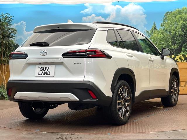 カローラクロス ハイブリッド　Ｚ　ガラスルーフ　純正１０．５インチディスプレイオーディオ　全周囲カメラ　トヨタセーフティセンス　ブラインドスポットモニター　レーダークルーズ　シートベンチレーション　フルセグ　Ｂｌｕｅｔｏｏｔｈ（17枚目）