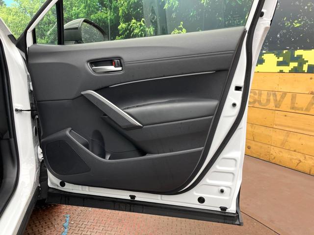 カローラクロス ハイブリッド　Ｚ　ガラスルーフ　純正１０．５インチディスプレイオーディオ　全周囲カメラ　トヨタセーフティセンス　ブラインドスポットモニター　レーダークルーズ　シートベンチレーション　フルセグ　Ｂｌｕｅｔｏｏｔｈ（35枚目）