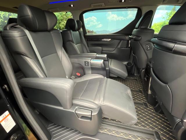 アルファード ２．５Ｓ　Ｃパッケージ　純正９インチディスプレイオーディオ　バックカメラ　トヨタセーフティセンス　禁煙車　レーダークルーズ　シートベンチレーション　両側電動ドア　ＬＥＤヘッドライト　パワーバックドア　ＥＴＣ（8枚目）