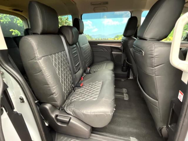 デリカＤ：５ Ｐ　ｅ－アシスト　禁煙車　純正１０．１インチナビ　全周囲カメラ　ブラインドスポットモニター　両側電動ドア　パワーバックドア　前席シートヒーター　フルセグ　Ｂｌｕｅｔｏｏｔｈ　ＥＴＣ　アイドリングストップ（9枚目）