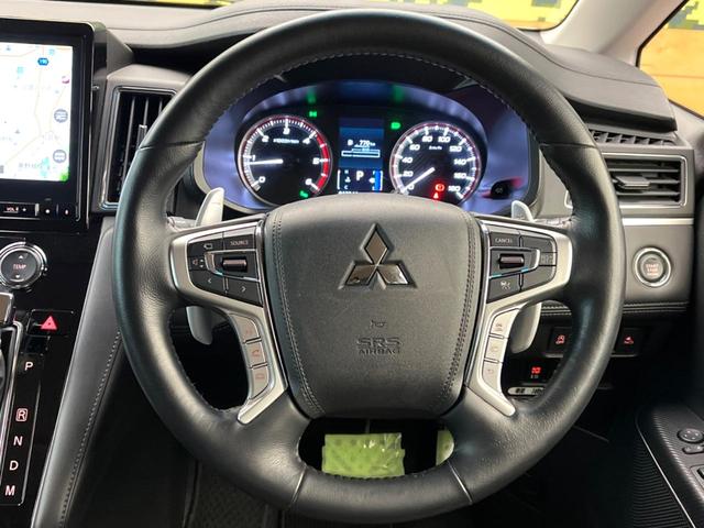 デリカＤ：５ Ｐ　ｅ－アシスト　禁煙車　純正１０．１インチナビ　全周囲カメラ　ブラインドスポットモニター　両側電動ドア　パワーバックドア　前席シートヒーター　フルセグ　Ｂｌｕｅｔｏｏｔｈ　ＥＴＣ　アイドリングストップ（12枚目）