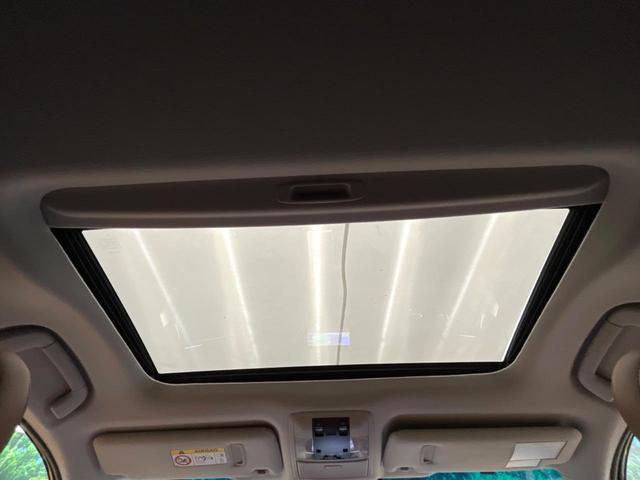 ランドクルーザープラド ＴＸ　Ｌパッケージ　７０ｔｈアニバーサリーリミテッド　サンルーフ　ＢＩＧ－Ｘ９型ナビ　７人乗り　前席シートベンチレーション　前席パワーシート　セーフティセンス　ブラックモールタイプルーフレール　ブラックドアミラー　バックカメラ　ビルトインＥＴＣ　禁煙車（3枚目）