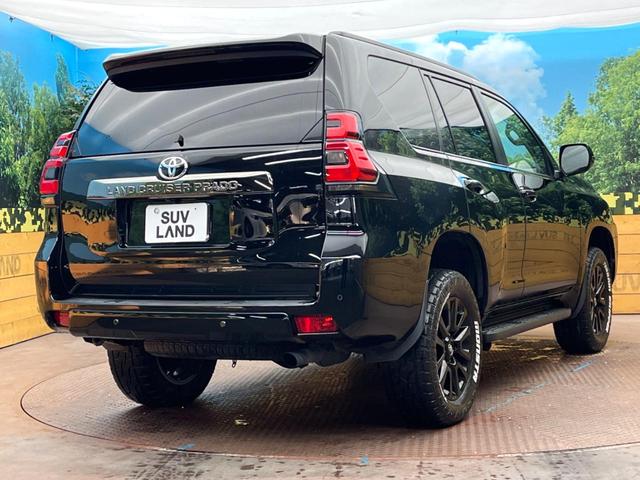 ランドクルーザープラド ＴＸ　Ｌパッケージ　７０ｔｈアニバーサリーリミテッド　サンルーフ　ＢＩＧ－Ｘ９型ナビ　７人乗り　前席シートベンチレーション　前席パワーシート　セーフティセンス　ブラックモールタイプルーフレール　ブラックドアミラー　バックカメラ　ビルトインＥＴＣ　禁煙車（19枚目）