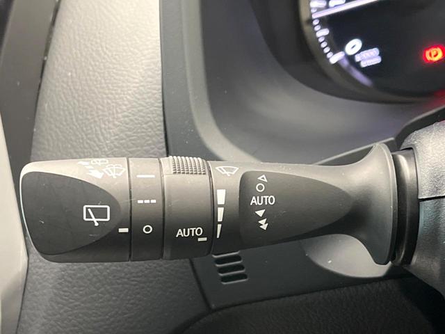 ランドクルーザープラド ＴＸ　Ｌパッケージ　７０ｔｈアニバーサリーリミテッド　サンルーフ　ＢＩＧ－Ｘ９型ナビ　７人乗り　前席シートベンチレーション　前席パワーシート　セーフティセンス　ブラックモールタイプルーフレール　ブラックドアミラー　バックカメラ　ビルトインＥＴＣ　禁煙車（50枚目）