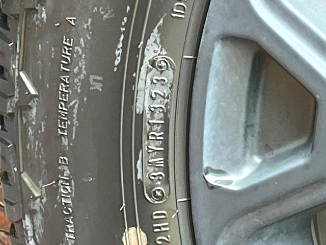 RAV4 アドベンチャー オフロードパッケージII 純正10.5インチディスプレイオーディオ デジタルインナーミラー パノラミックビューモニター ブラインドスポットモニター 禁煙車 レーダークルーズ シートベンチレーション パワーシート(29枚目)