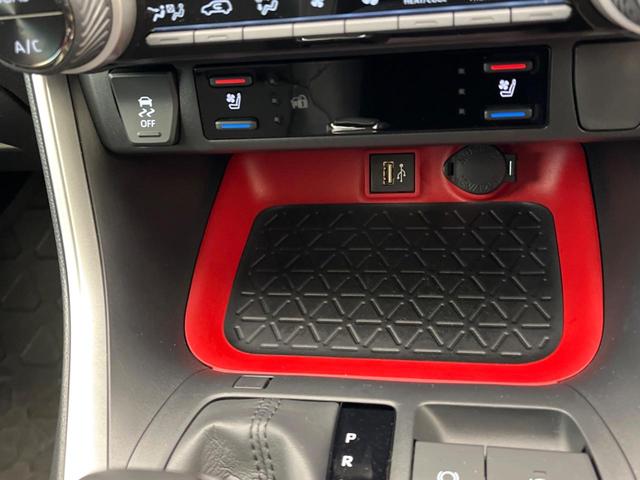RAV4 アドベンチャー オフロードパッケージII 純正10.5インチディスプレイオーディオ デジタルインナーミラー パノラミックビューモニター ブラインドスポットモニター 禁煙車 レーダークルーズ シートベンチレーション パワーシート(59枚目)