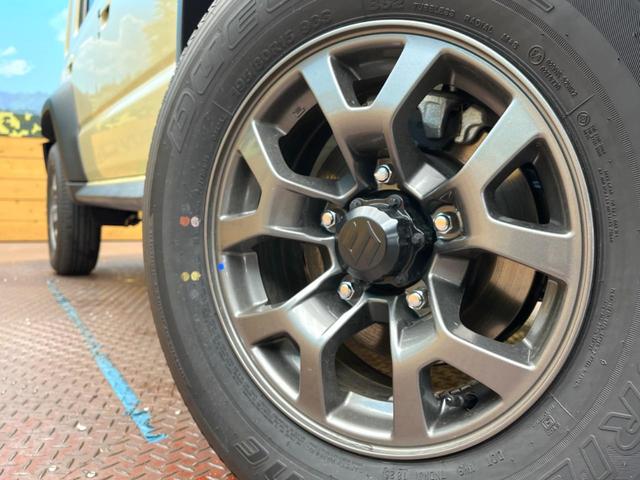 ジムニーノマド FC スズキセーフティサポート 禁煙車 レーダークルーズ 前席シートヒーター LEDヘッドライト アイドリングストップ ダウンヒルアシストコントロール オートエアコン 純正15インチアルミホイール(13枚目)