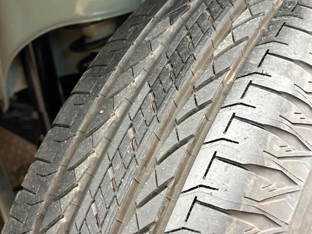 ジムニーノマド FC スズキセーフティサポート 禁煙車 レーダークルーズ 前席シートヒーター LEDヘッドライト アイドリングストップ ダウンヒルアシストコントロール オートエアコン 純正15インチアルミホイール(29枚目)