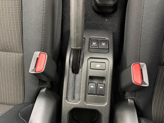ジムニーノマド FC スズキセーフティサポート 禁煙車 レーダークルーズ 前席シートヒーター LEDヘッドライト アイドリングストップ ダウンヒルアシストコントロール オートエアコン 純正15インチアルミホイール(45枚目)
