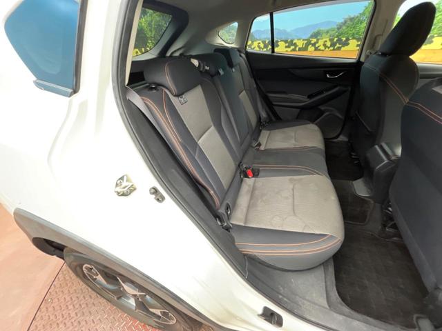 ＸＶ ２．０ｉ－Ｌ　アイサイト　アイサイトｖｅｒ３　純正８インチナビ　バックカメラ　レーダークルーズ　フルセグ　Ｂｌｕｅｔｏｏｔｈ　ＬＥＤヘッドライト　純正１７インチアルミホイール　アイドリングストップ　横滑り防止装置（9枚目）