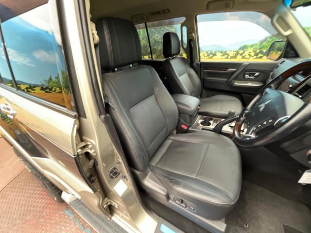 パジェロ ロング　スーパーエクシード　純正ナビ　バックカメラ　クルーズコントロール　アクセサリーコンセント　ＨＩＤヘッドライト　前席シートヒーター　前席パワーシート　Ｂｌｕｅｔｏｏｔｈ　フルセグ　オートエアコン　オートライト（7枚目）