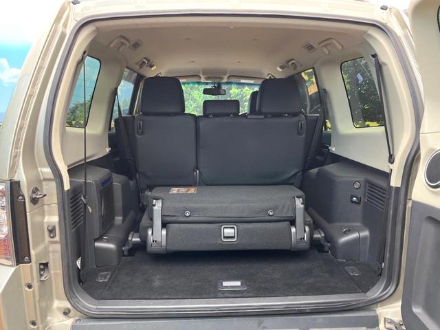 パジェロ ロング　スーパーエクシード　純正ナビ　バックカメラ　クルーズコントロール　アクセサリーコンセント　ＨＩＤヘッドライト　前席シートヒーター　前席パワーシート　Ｂｌｕｅｔｏｏｔｈ　フルセグ　オートエアコン　オートライト（10枚目）