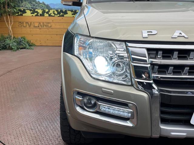 パジェロ ロング　スーパーエクシード　純正ナビ　バックカメラ　クルーズコントロール　アクセサリーコンセント　ＨＩＤヘッドライト　前席シートヒーター　前席パワーシート　Ｂｌｕｅｔｏｏｔｈ　フルセグ　オートエアコン　オートライト（12枚目）