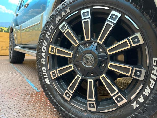 パジェロ ロング　スーパーエクシード　純正ナビ　バックカメラ　クルーズコントロール　アクセサリーコンセント　ＨＩＤヘッドライト　前席シートヒーター　前席パワーシート　Ｂｌｕｅｔｏｏｔｈ　フルセグ　オートエアコン　オートライト（13枚目）