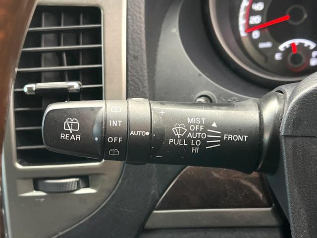 パジェロ ロング　スーパーエクシード　純正ナビ　バックカメラ　クルーズコントロール　アクセサリーコンセント　ＨＩＤヘッドライト　前席シートヒーター　前席パワーシート　Ｂｌｕｅｔｏｏｔｈ　フルセグ　オートエアコン　オートライト（46枚目）