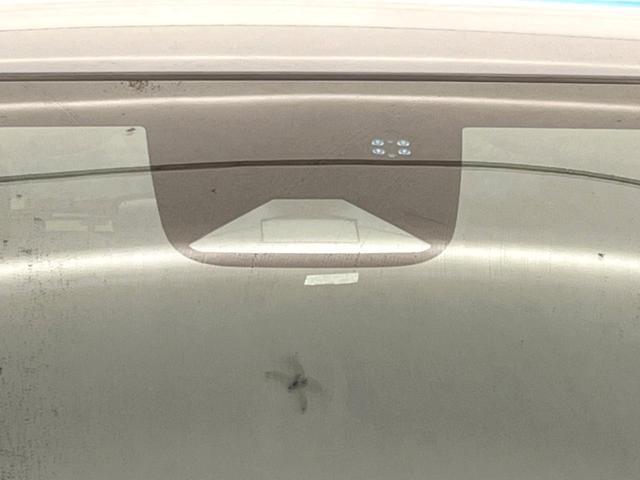 ヴェゼル ｅ：ＨＥＶ　Ｚ　９インチホンダコネクトナビ　ホンダセンシング　バックカメラ　アダプティブクルーズコントロール　ブラインドスポットモニター　ＬＥＤヘッドライト　フルセグ　Ｂｌｕｅｔｏｏｔｈ　ハンズフリーパワーバックドア（5枚目）