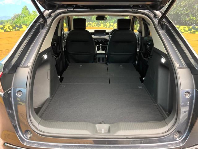 ヴェゼル ｅ：ＨＥＶ　Ｚ　９インチホンダコネクトナビ　ホンダセンシング　バックカメラ　アダプティブクルーズコントロール　ブラインドスポットモニター　ＬＥＤヘッドライト　フルセグ　Ｂｌｕｅｔｏｏｔｈ　ハンズフリーパワーバックドア（10枚目）