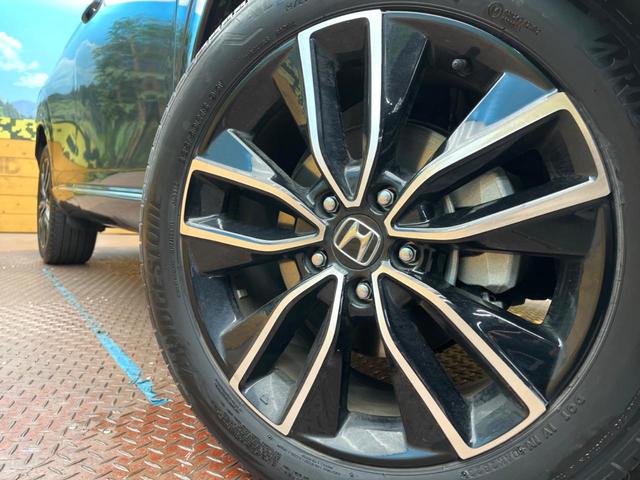 ヴェゼル ｅ：ＨＥＶ　Ｚ　９インチホンダコネクトナビ　ホンダセンシング　バックカメラ　アダプティブクルーズコントロール　ブラインドスポットモニター　ＬＥＤヘッドライト　フルセグ　Ｂｌｕｅｔｏｏｔｈ　ハンズフリーパワーバックドア（13枚目）