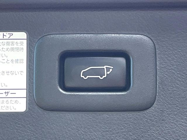 アルファード ２．５Ｓ　タイプゴールド　ツインムーンルーフ　１２．１型リップダウンモニター　トヨタセーフティセンス　両側電動ドア　純正９型ディスプレイオーディオ　バックカメラ　パワーバックドア　ＬＥＤヘッドライト　Ｂｌｕｅｔｏｏｔｈ（35枚目）