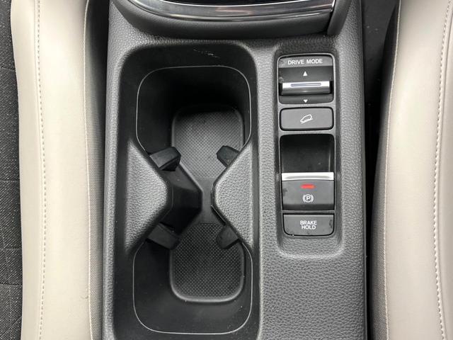 ヴェゼル e:HEV Z 9インチホンダコネクトナビ ホンダセンシング 禁煙車 アダプティブクルーズコントロール 全周囲カメラ シートヒーター LEDヘッドライト 置くだけ充電 ブラインドスポットモニター パワーバックドア(59枚目)